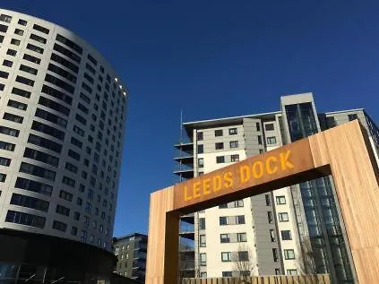 Leeds Dock Apartments City Centre Apartment